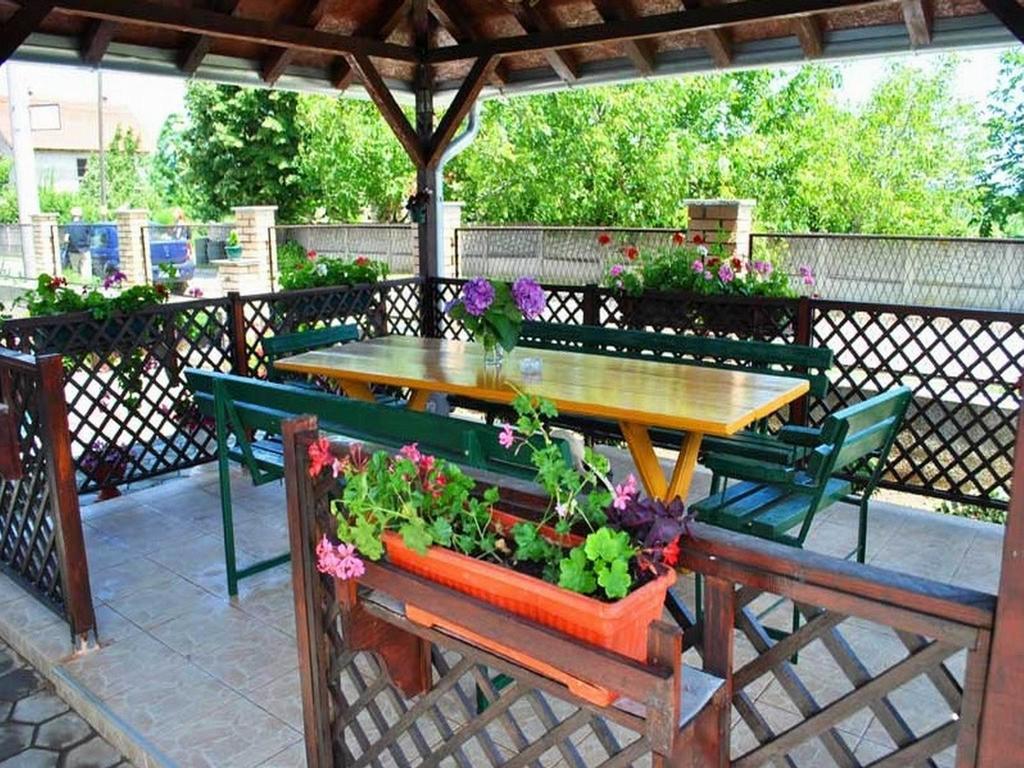 Guest House Dunavski Raj Kostol Exterior photo